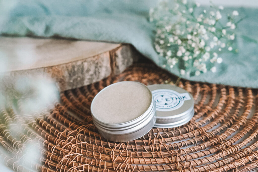 Un pot de baume n°2 ouvert