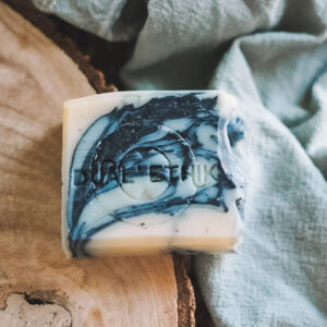 savon le grey sur un tissu
